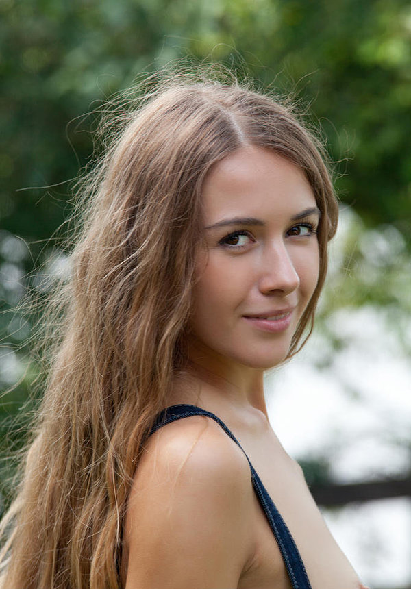 Анастасия, 18 лет, 2 размер груди